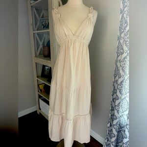 NWT Love Tree boutique ruffle beige low cut maxi dress L